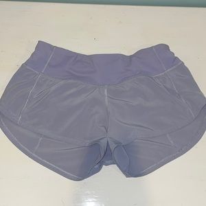 Light purple lululemon speed up shorts 2.5/ size 2